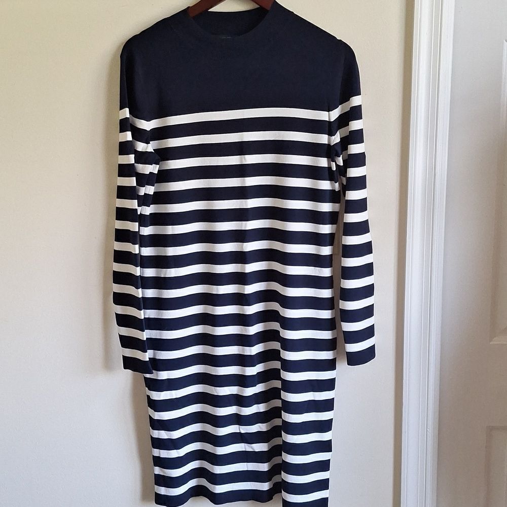 $89 Banana Republic Navy and White Striped Long Sleeve Dress Size Large - Picture 4 of 6